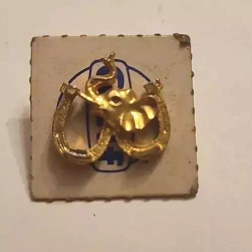 Vintage 1968 Gulf Gas & Oil Elephant Horseshoes Gold Tone Lapel Pin/Tie Tack