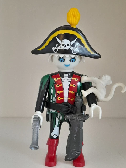 Playmobil Pirate Fantôme Avec Bateau Flibustier – Personnages Et Accessoires – Occasion Bon état