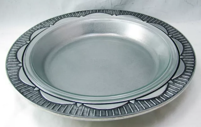 Wilton Armetale Togo Rond Tarte Plat Avec Verre Pyrex Insertion Excellent 2