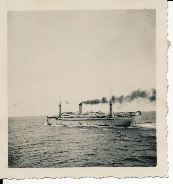 vers l'Afrique 1932 - Le SS Thysville croisé en Mer Congo Belge - CB 30