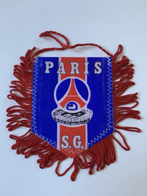 Fanion Paris FC - officielle du Paris FC