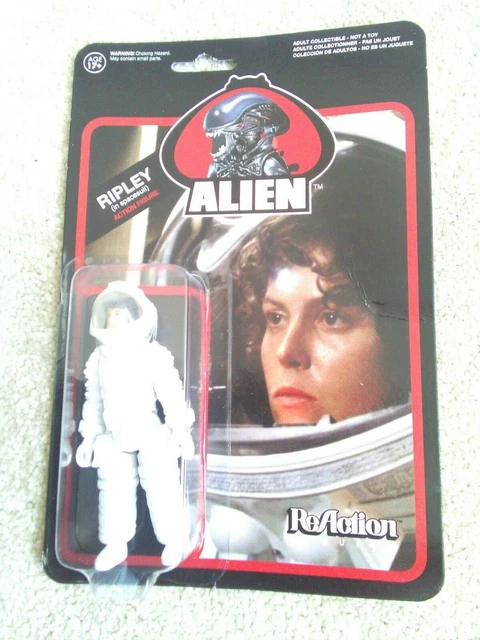 414008 ALIEN PREVIEWS Ripley In Spacesuit Exclusive figure 10cm EUR 44