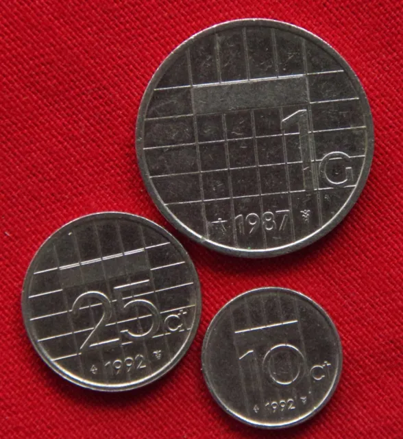 PAYS BAS 3 PIÈCES de 1, 10, 25 gulden Beatrix de 1987, 1992