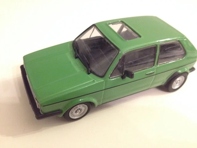 Volkswagen Golf I 1/43 Ixo Legendary Voiture Car Auto  Ru87