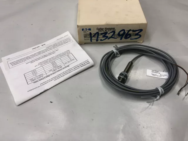 NEW Eaton Cutler-Hammer E57LAL8T110 Tubular Inductive Proximity Sensor