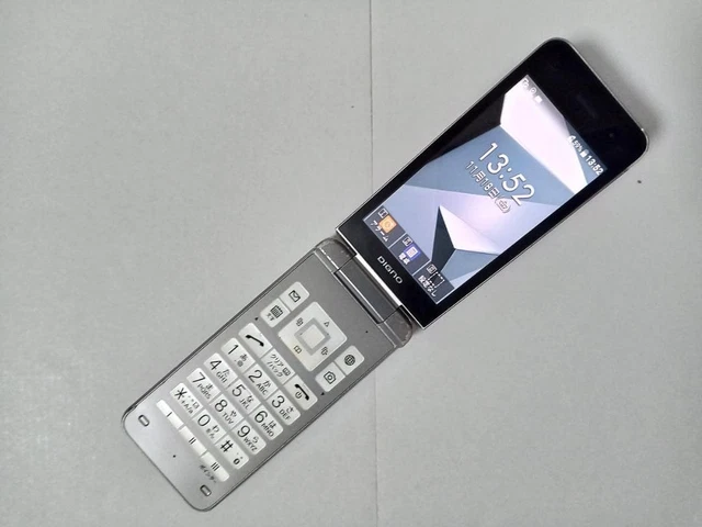 KYOCERA A202KC DIGNO Keitai 4 Silver SIM Unlocked Flip Phone Grade