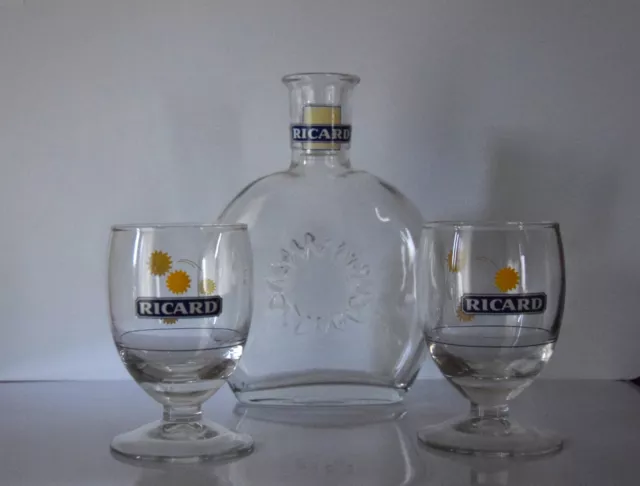 Verre Ballon RICARD  17cl trait de dose  logo 3 petits soleil au dos  CARAFE