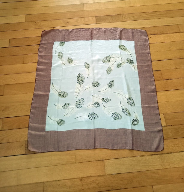 Foulard Carré HERMÈS 'Cendrillon' En Soie - Edition Vintage Collector
