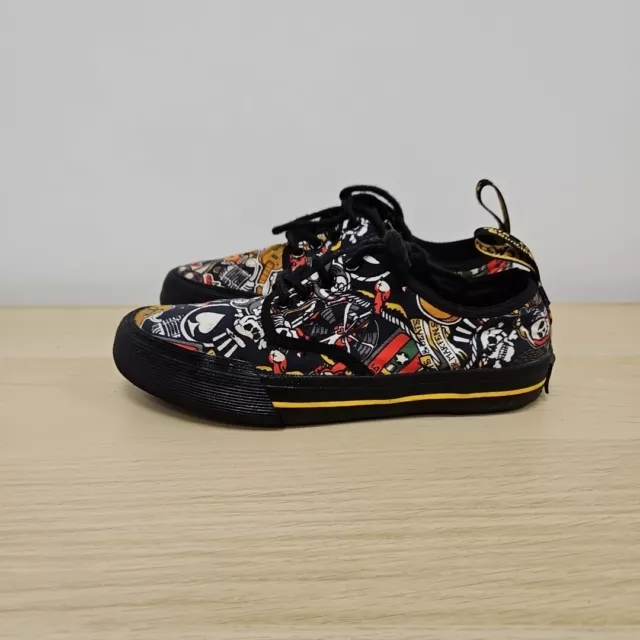 DR MARTENS PRESSLER Patch Skull Black Canvas Pumps Black Trainers