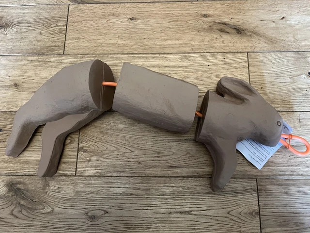 Maniquí conejito grande para entrenamiento de perros