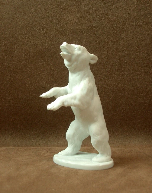 Bel Ours En Biscuit De Porcelaine Allemande A.k. Kaiser