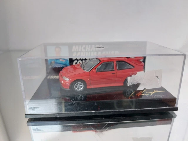 Ford Escort RS Cosworth Red 1:43 430082104 MINICHAMPS diecast model car