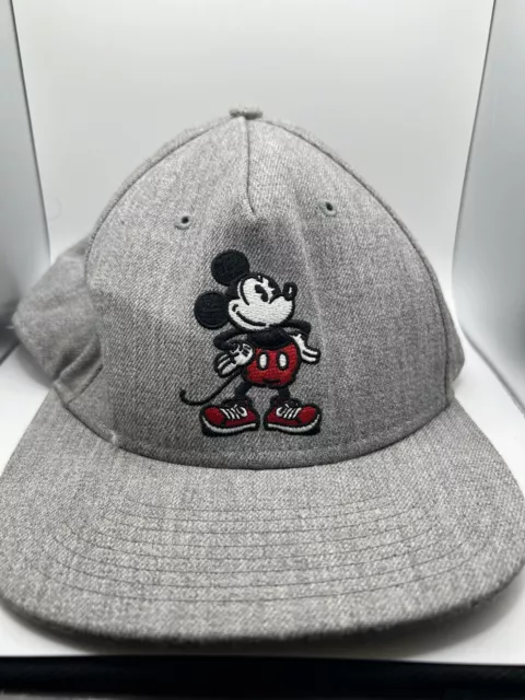 Vans Disney Mickey Mouse Gray Twill Adult OSFM Snapback Baseball Cap Hat Skate