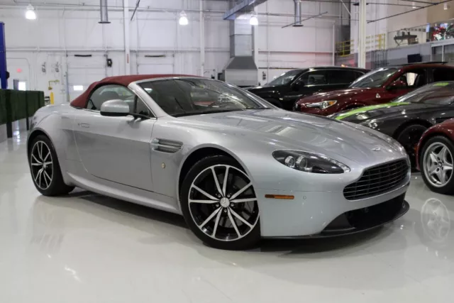 2013 Aston Martin Vantage Roadster 2dr Convertible