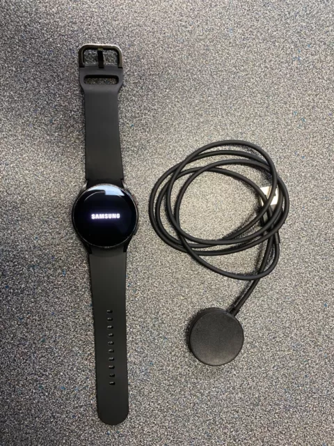 Montre connecté Samsung galaxy Watch 4 SM-R860