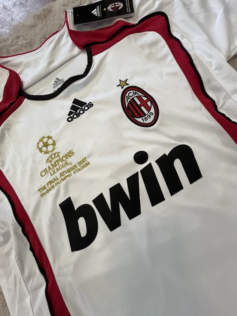 Maillot AC Milan Signé Par Kaká – Certificat PSA – Neuf Avec Défauts (irrégulier)