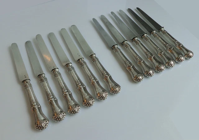 12 couteaux à fruits en argent minerve - Style Rocaille Louis XV