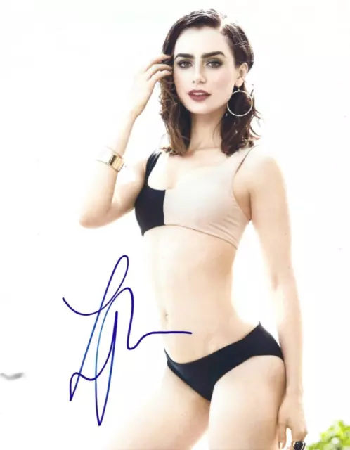 Hot Sexy Lily Collins Signed 8X10 Photo Authentic Autograph