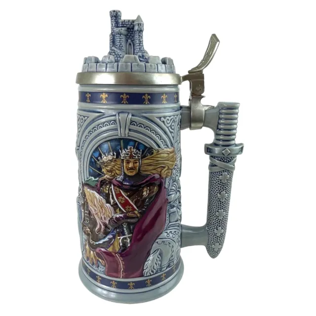 Avon “Knights of the Realm” Vintage Lidded Beer Stein King Arthur Camelot 1995