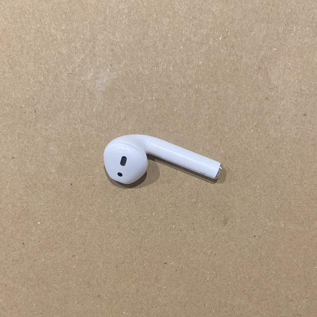 Genuine Apple AirPods 2nd Generation Replacement Gen 2 RIGHT AirPod - A2032. C.