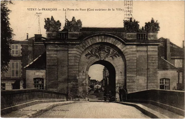 CPA VITRY-LE-FRANCOIS Porte du Pont (1272811)