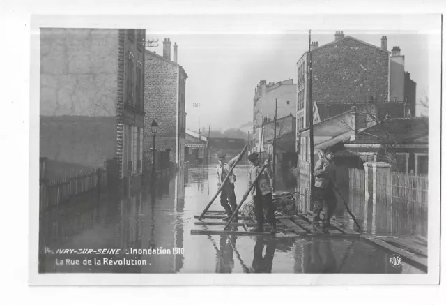 94  Ivry Sur Seine  Inondation 1910  La Rue De La Revolution