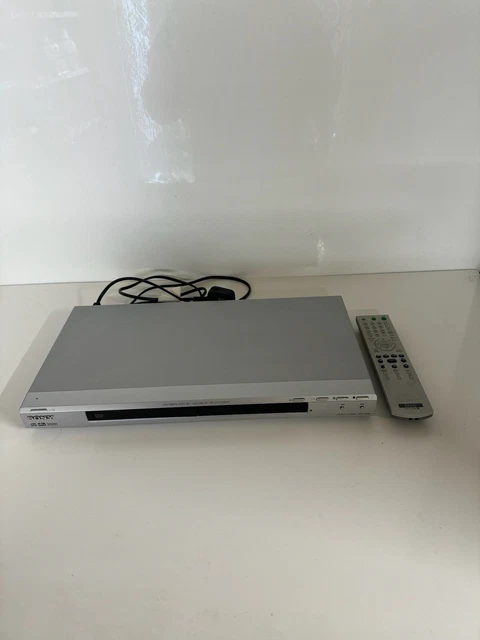 Sony DVD Player  DVP - NS30 With Remote & Leads