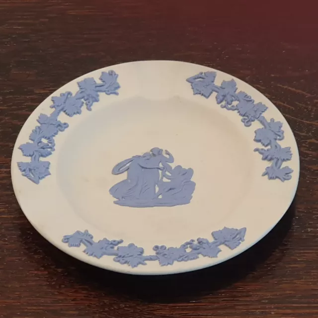 rare: WEDGWOOD  weiß, blaue Figuren JASPERWARE antiken Szenen, Aschenbecher