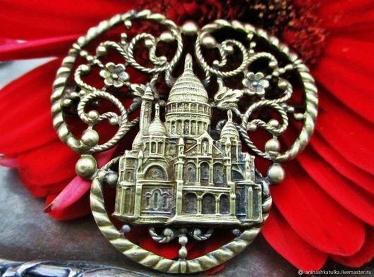 Broche Ancienne Laiton Panier Fleuri Strass XIXe Siècle - Bijou Vintage Français