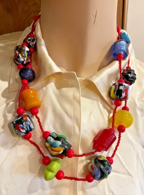 Vintage Chunky Heavy 2T Molded Green Blue Red Black Foil Art Glass Necklace DE9