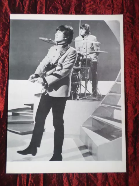 John Lennon  -  Pop Music  - 1 Page  Picture- Clipping/Cutting - #2