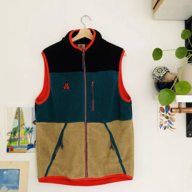Nike acg sherpa discount vest