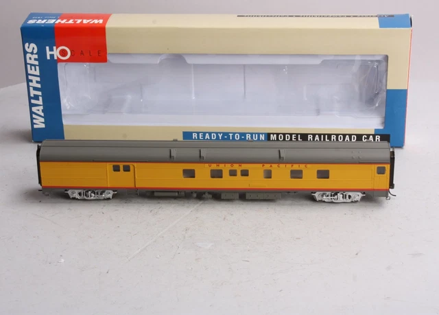 Wagion Postale / Fourgon à Bagages Budd 85 Pieds - Maquette HO Walthers - Great Northern GN - Réf. 910-30315