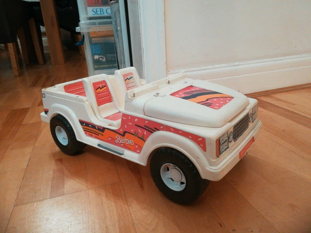 Barbie white sales jeep