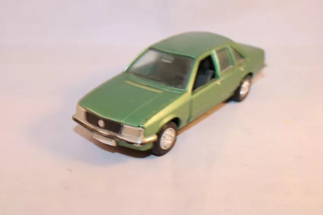 GAMA-MINI 893 Opel Rekord in very near mint all original conditon