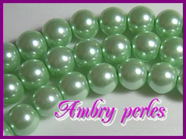 Lot de 20 perles Nacrées 8 mm Vert Chrysolite