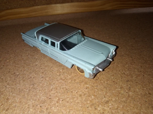 Dinky toys 532 Lincoln Première d'origine Made in France Meccano