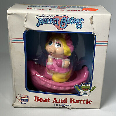 Vintage NOS Jim Hensons MUPPET BABIES 1989 Miss Piggy Boat And Rattle Remco Baby
