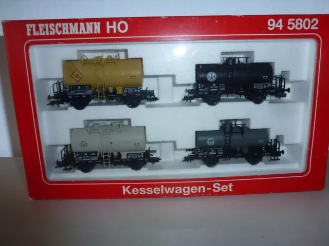 Fleischmann H0 94 5802, DB Kesselwagen Set, 4-tlg, EVA, DEA, Hoechst. Ep. III