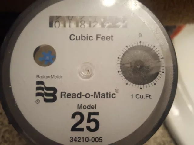 BADGER MODEL 25 REGISTER READ-O-MATIC WATER METER HEAD 1 CUBIC FEET direct read