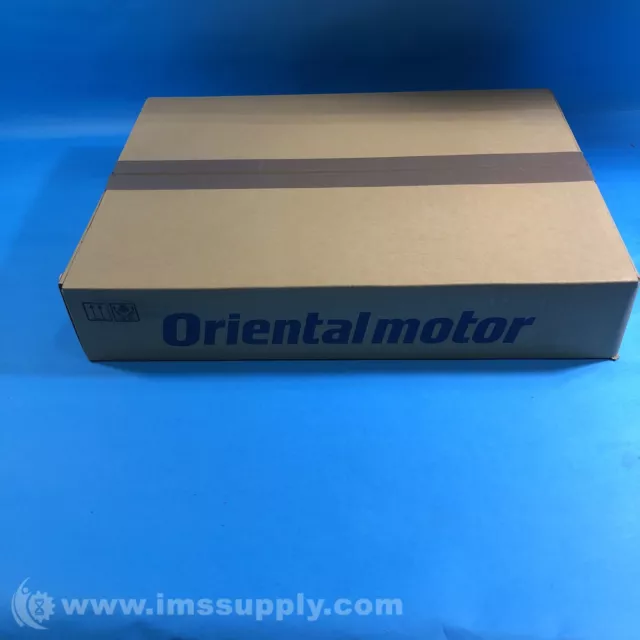 Oriental Motor PKP264D21BA-C2 Box of 5 Stepper Motors FNFP