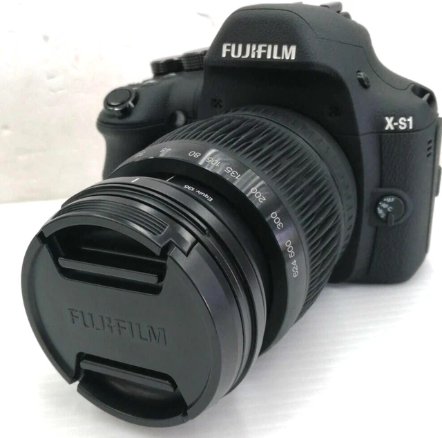 FUJIFILM X-S1 Digital Camera Effective pixel count 12 million pixels Black Used