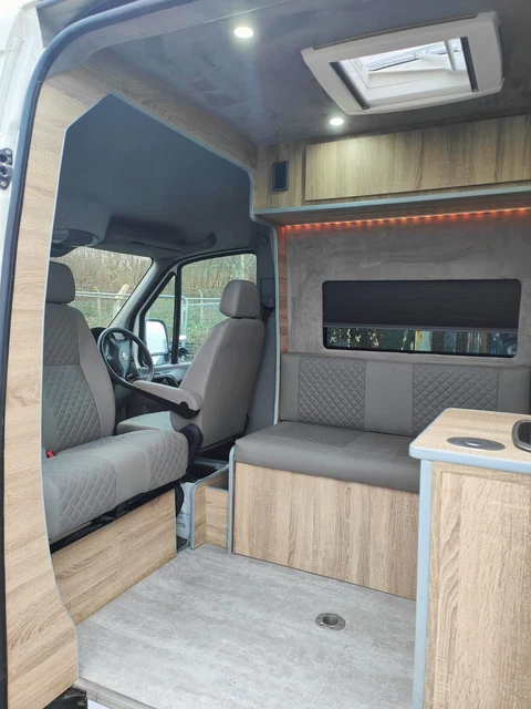 Kit 12 LED Interni 6000K Per VW Crafter E Mercedes Sprinter (2006-2017) – Luci Plafone, Porte, Targa, Con Attrezzo Di Installazione