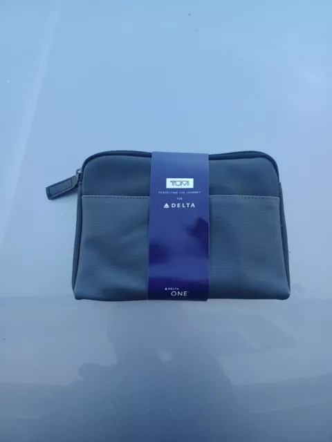 New Tumi Delta One Business Class Soft Amenity Kit Black w/contents