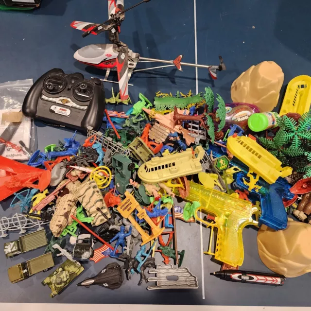 Bulk Lot Kids Toys Mixed Soldiers Cowboys Helicopter Controler