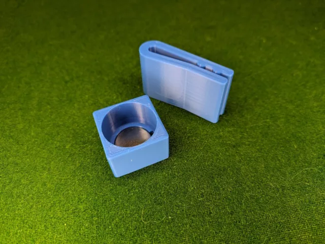 Magnetic Taom snooker or pool chalk holder - Blue