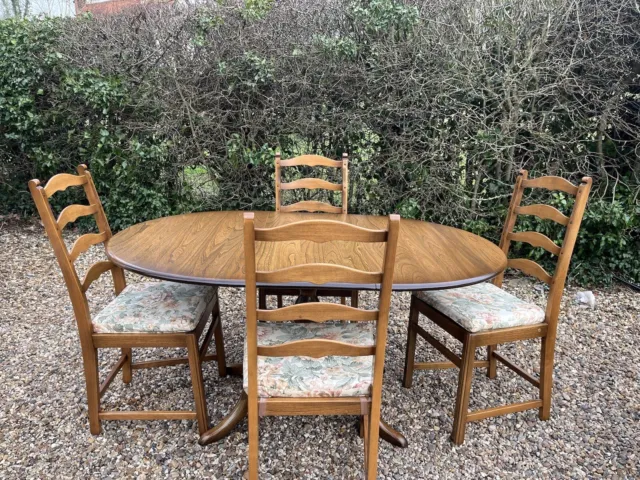 Ercol Chester dining Table And Four Chairs