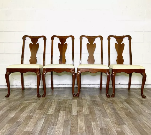 Vintage Pennsylvania House Queen Anne Style Cherry Dining Side Chairs - Set of 4