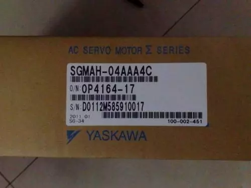 1pc NEW  servo motor SGMAH-04AAA4C   (by DHL or Fedex)