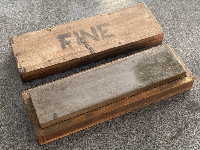 Sharpening Stone Oil Based Vintage in Original Wood Box Tools